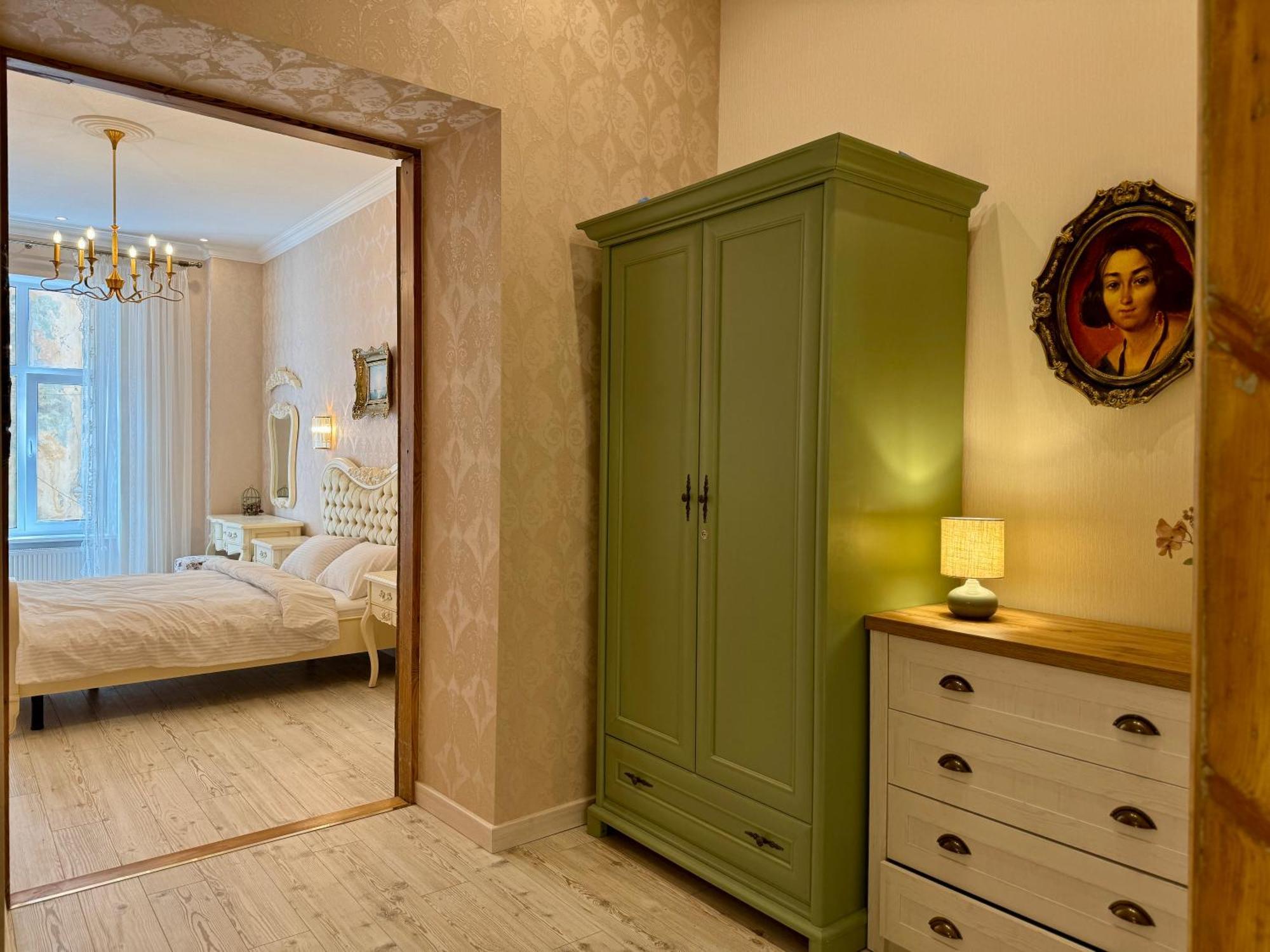 Elite Apart Near Svoboda Avenue ลวีฟ ภายนอก รูปภาพ
